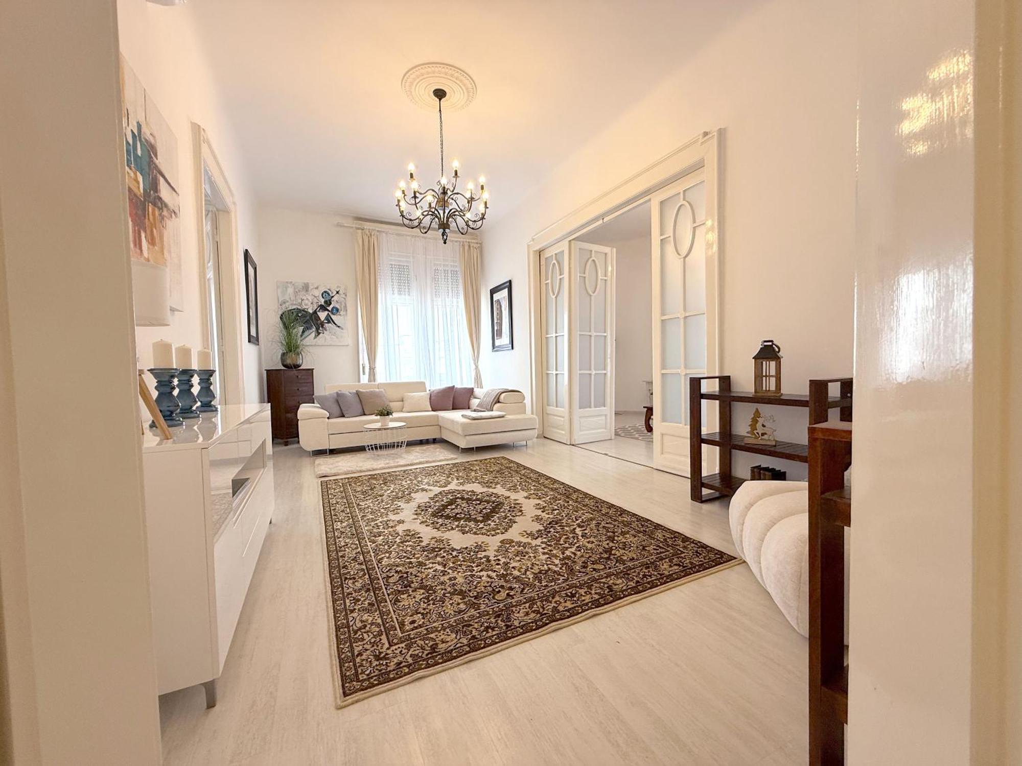 Elegant 125M2 Apartment In Center Of 布达佩斯 外观 照片