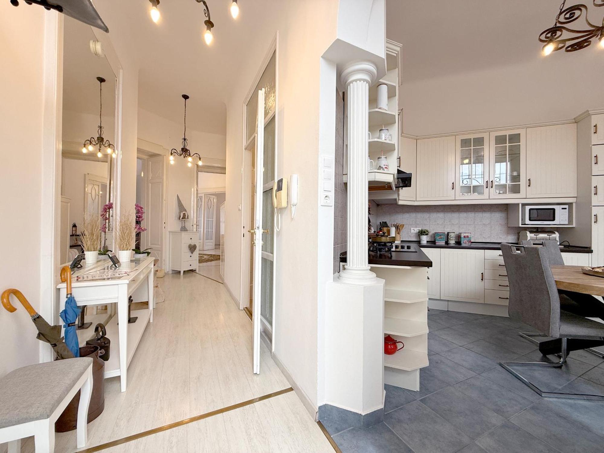 Elegant 125M2 Apartment In Center Of 布达佩斯 外观 照片