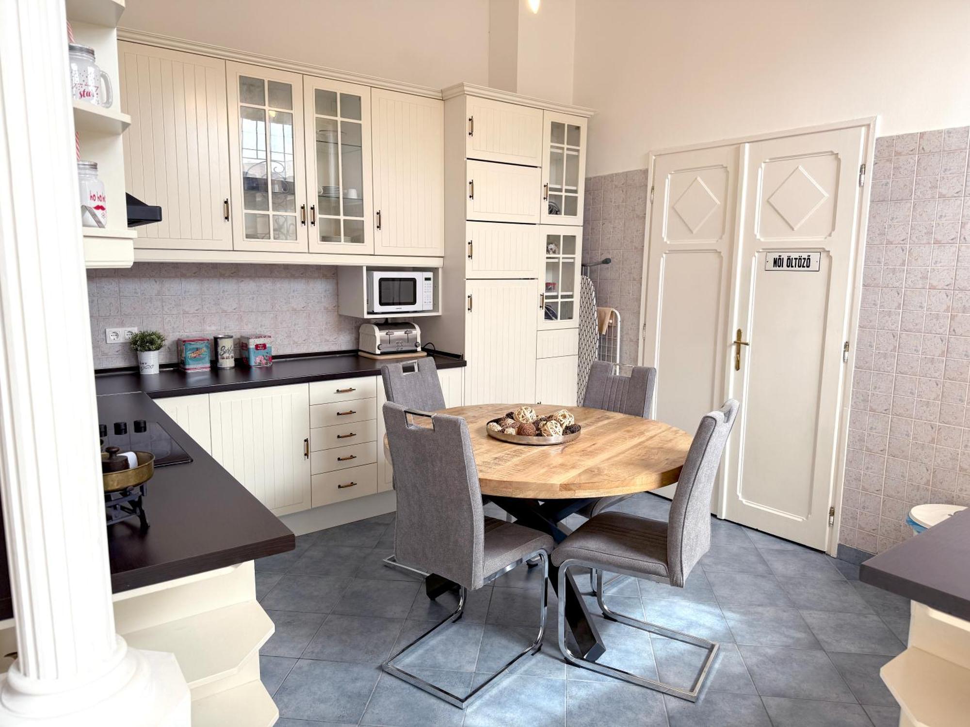 Elegant 125M2 Apartment In Center Of 布达佩斯 外观 照片