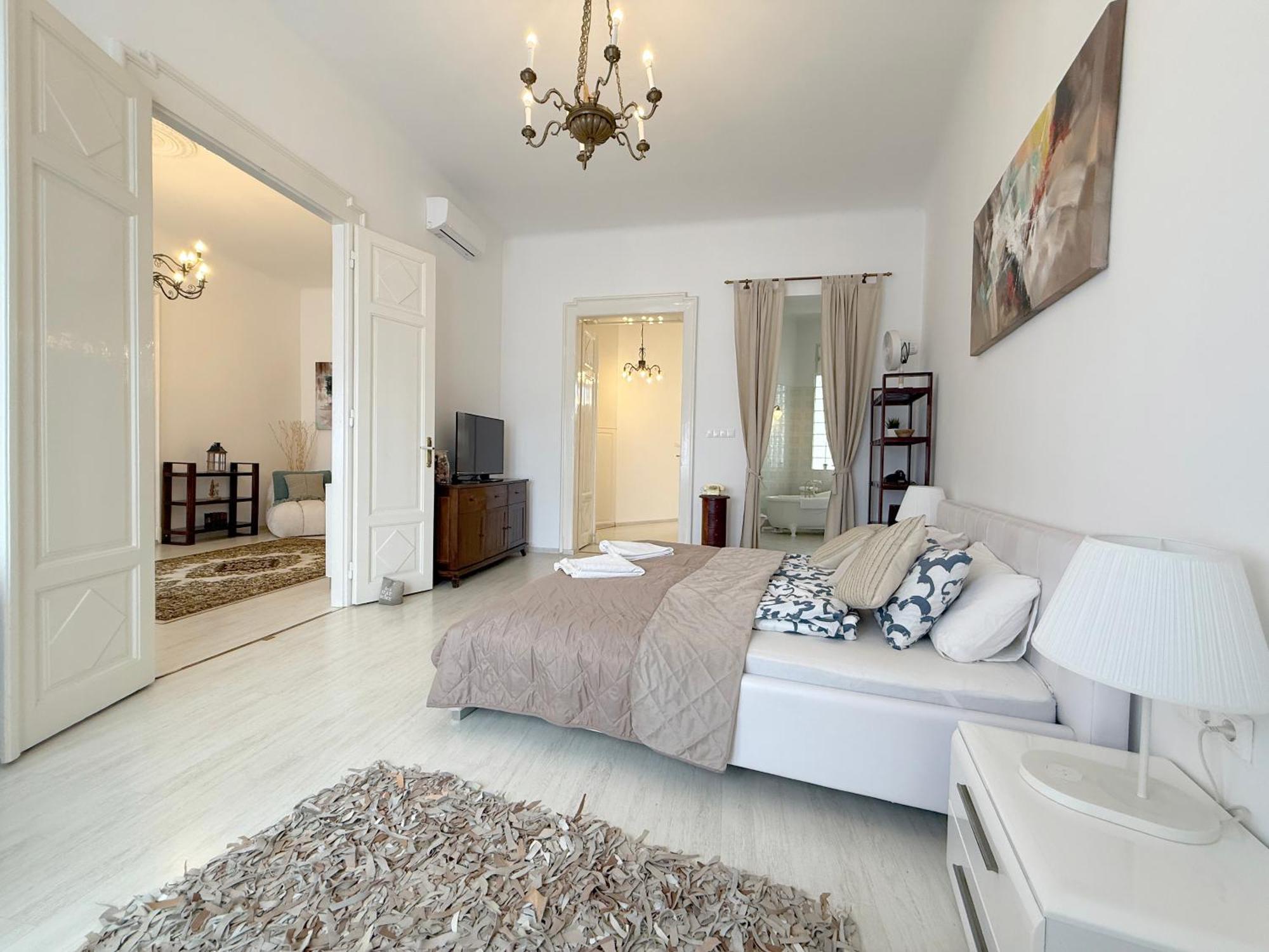 Elegant 125M2 Apartment In Center Of 布达佩斯 外观 照片