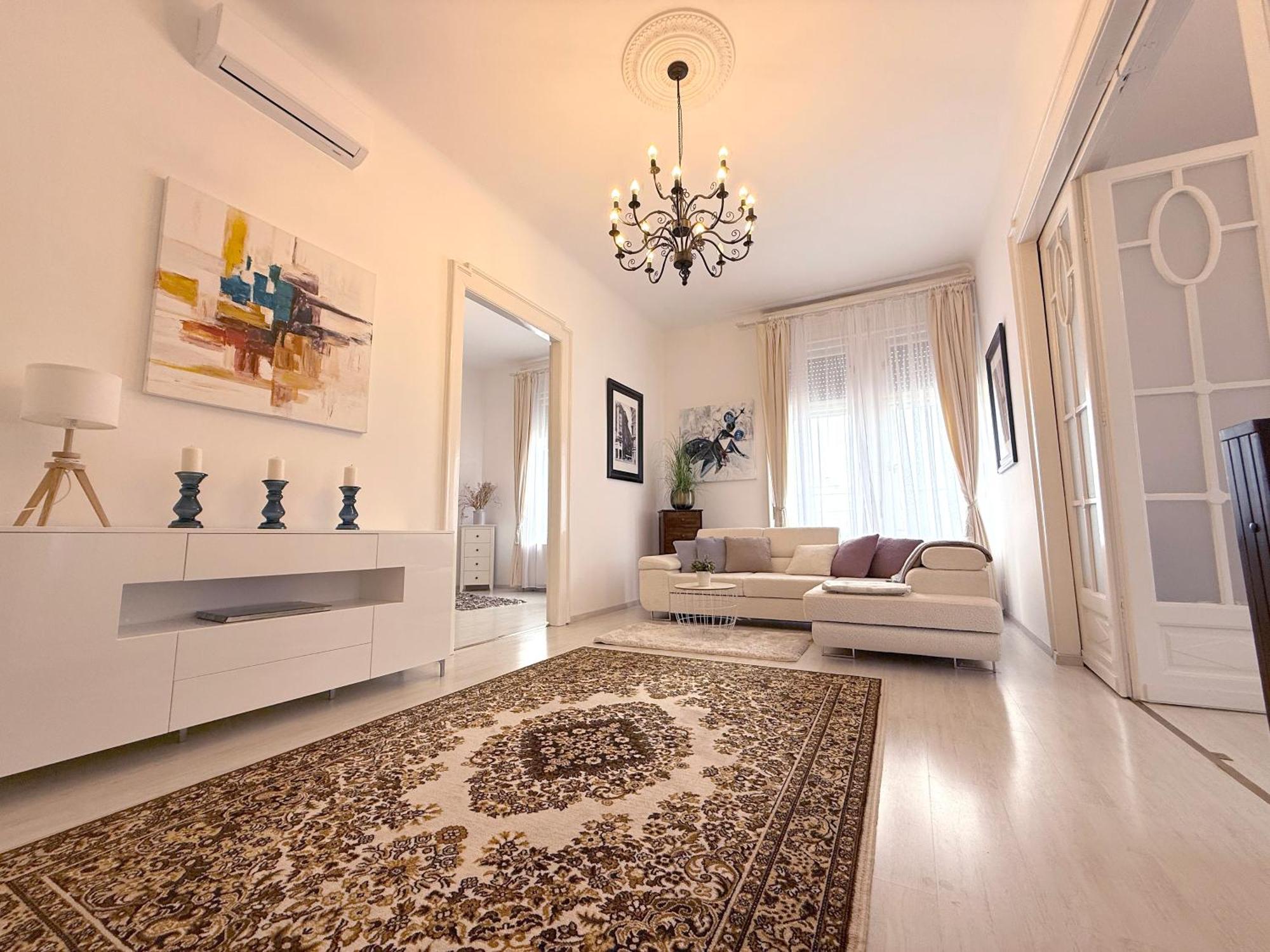 Elegant 125M2 Apartment In Center Of 布达佩斯 外观 照片