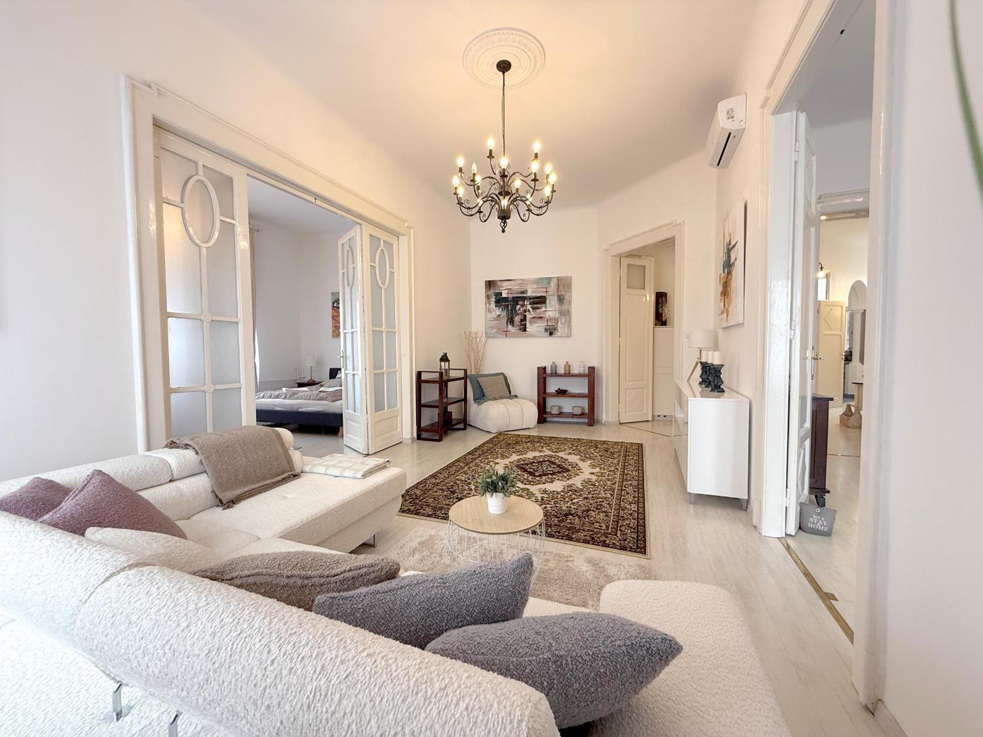 Elegant 125M2 Apartment In Center Of 布达佩斯 外观 照片
